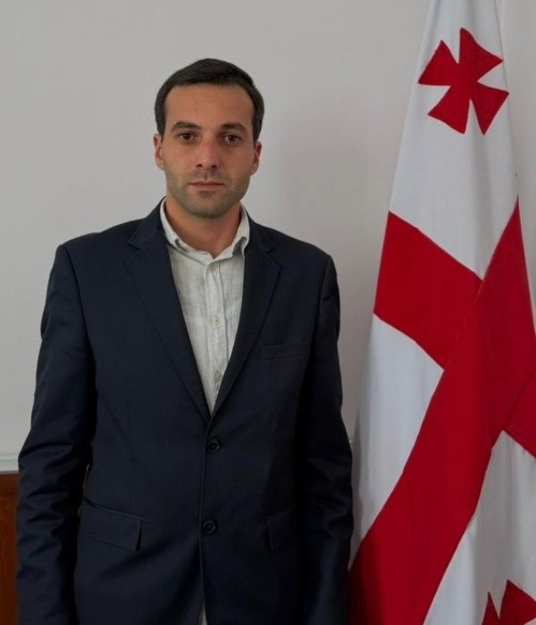 ხვიჩა დარსაველიძე